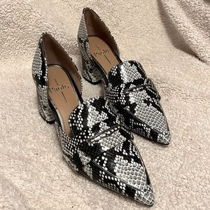 Women’s size 6- Linea Paolo loafers with a heel